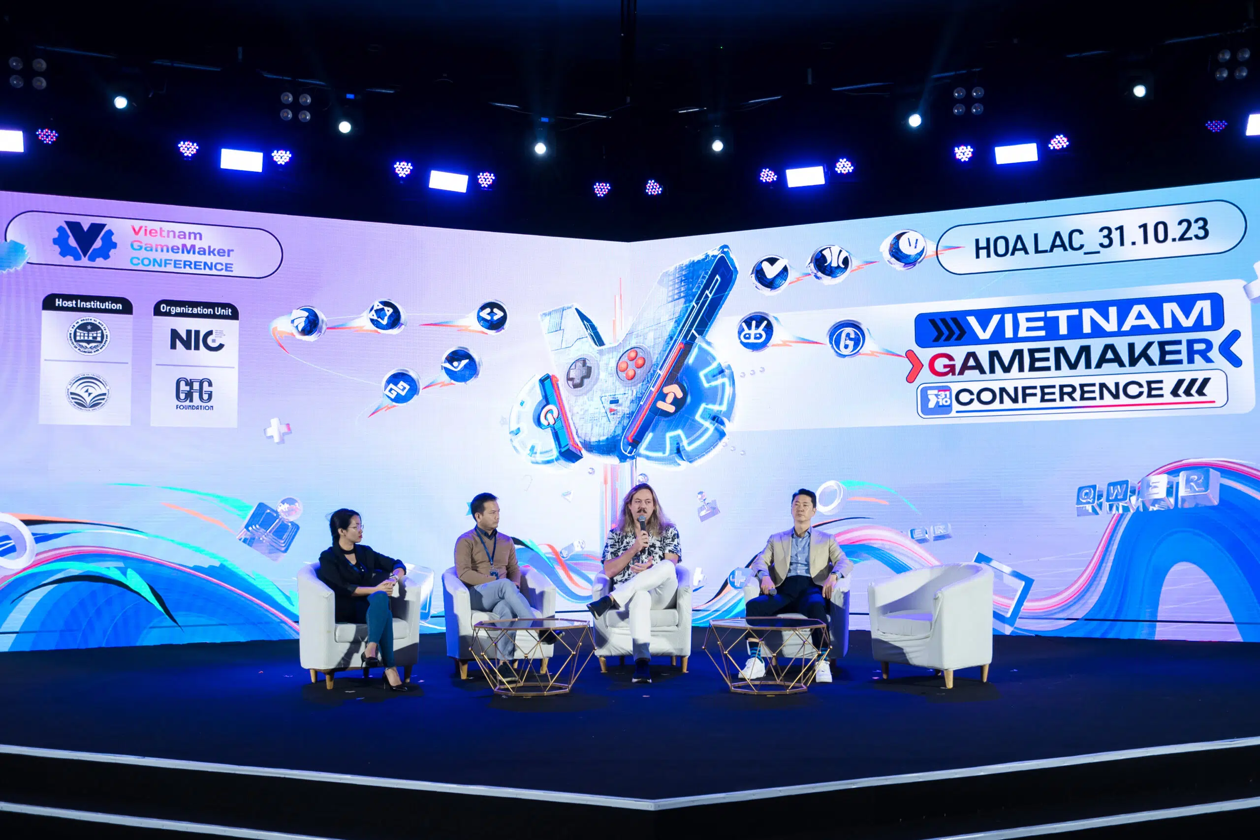 维塔士参加2023年越南游戏开发者大会