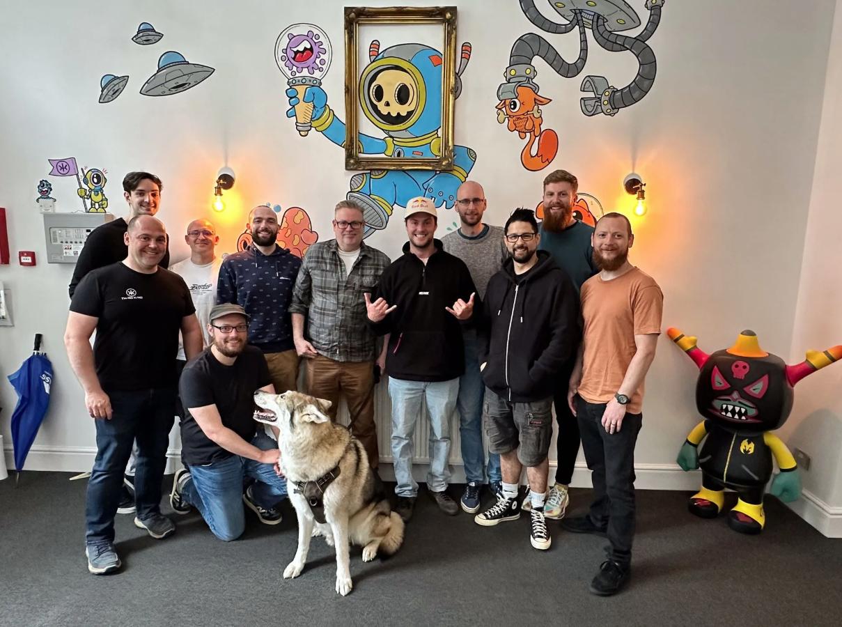 Group photo of Third Kind Games and Cascade for the production of MAVRIX